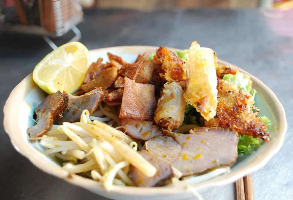 About Cao Lau Hoi An - The Best Cuisine in Hoi An